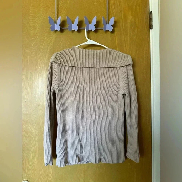 Liz Claiborne Cable knit sweater - Picture 3 of 3
